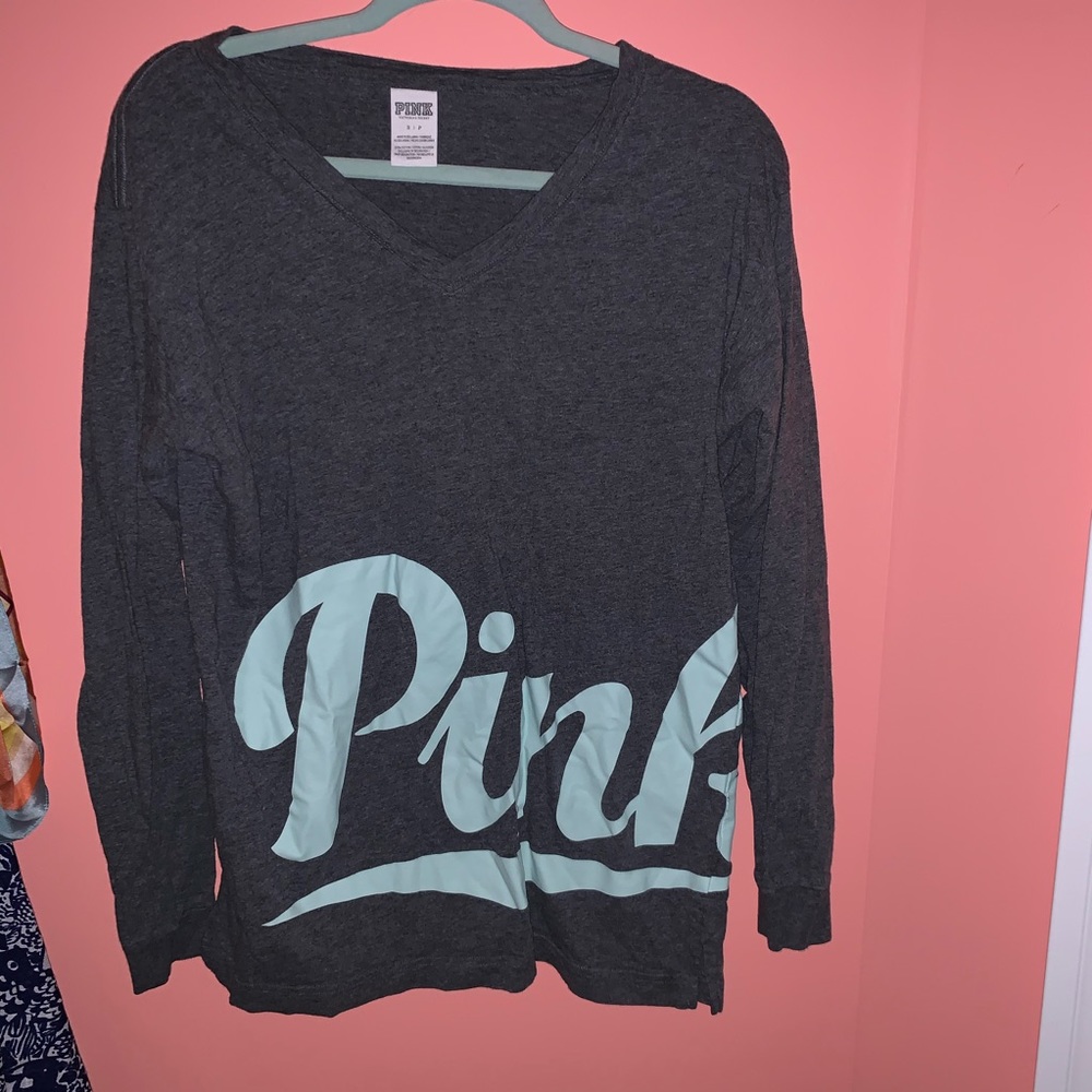Pink long sleeve v neck - Picture 1 of 4
